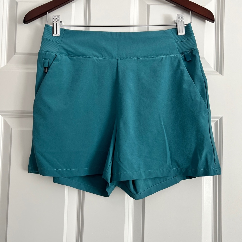 Athleta Brooklyn Shorts - Borealis Green